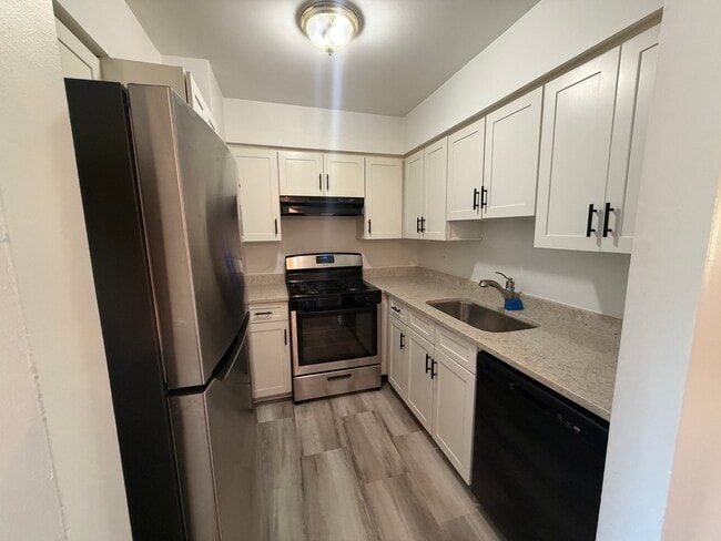 Photo - 1501 N Milwaukee Ave