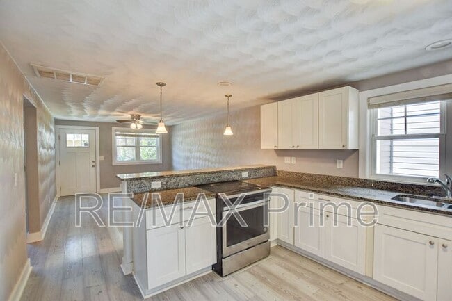 Photo - 7304 Major Ave