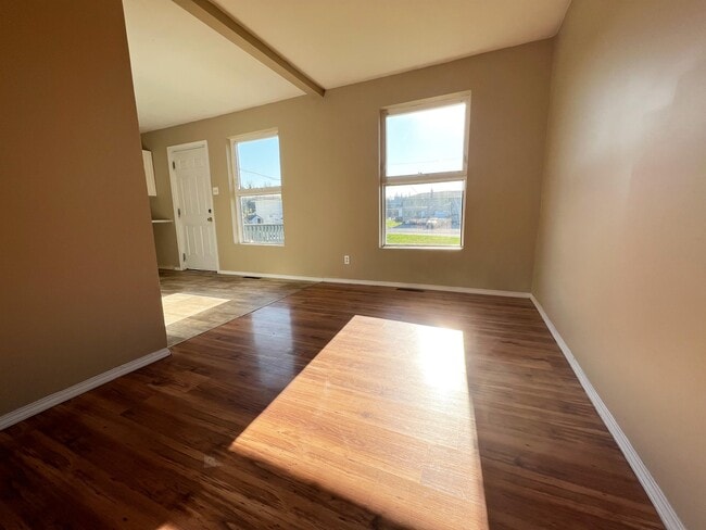 Photo - 80 Wedeene St