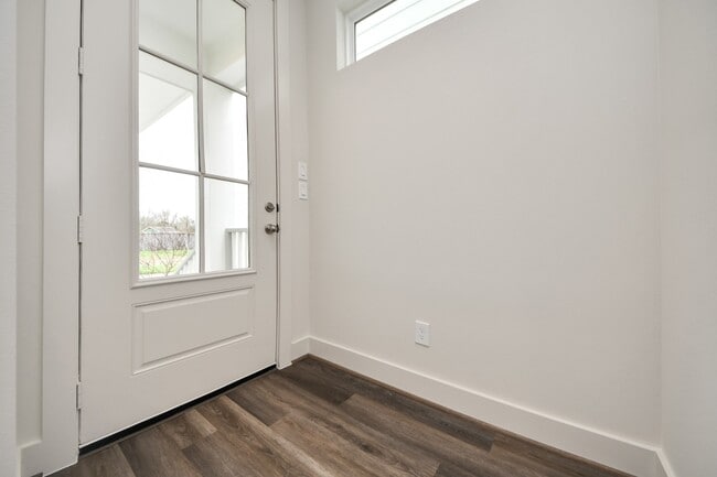 Building Photo - 5210 Burress Springs Ln Rental