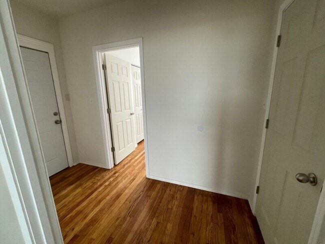 Photo - 4940 W Palmer St Unit #2W
