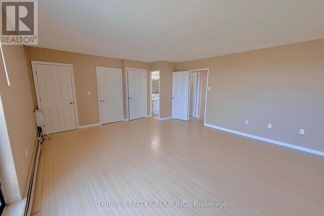 Photo - 1255 Commissioners Rd W Unit 709