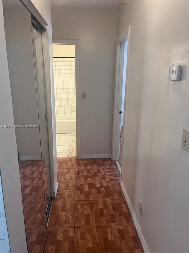 Photo - 2731 NW 13th Ct Unidad 2731