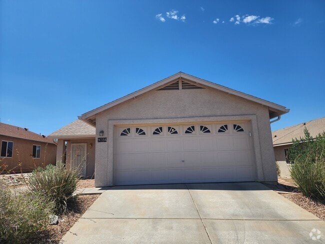 Building Photo - 9728 E Vendela St Rental