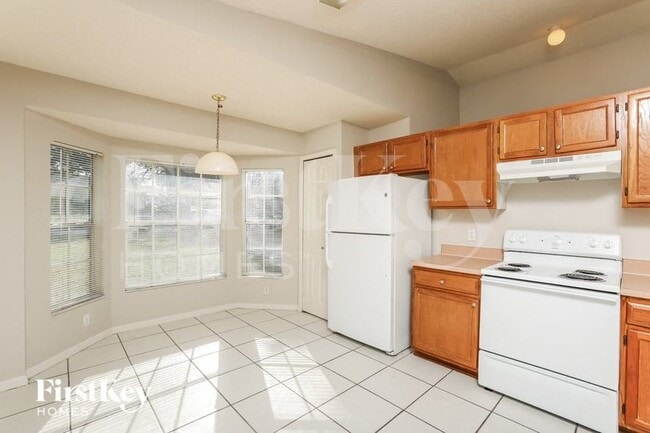 Photo - 7594 Groveoak Dr