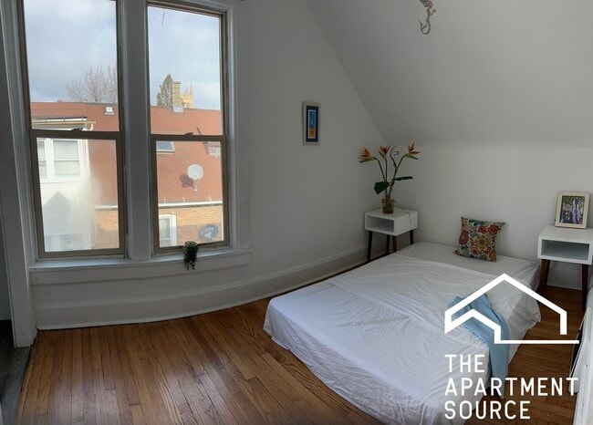 Photo - 1820 N Kedvale Ave Unit 2