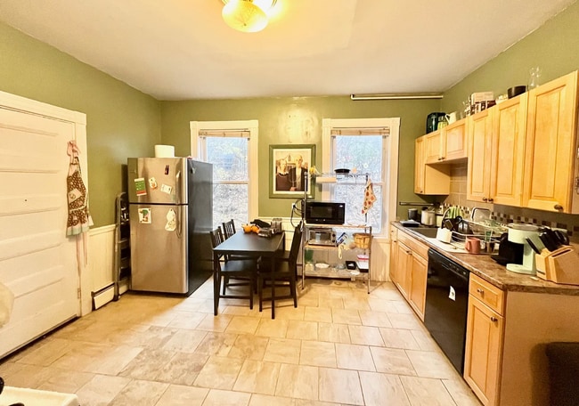 Photo - 12 Bucknam St Unit 2