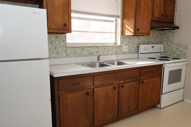 Photo - 833-835 Cole Blvd Unit 835