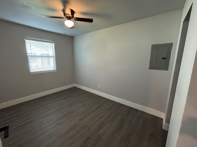 309 1/2 Park St Unit C