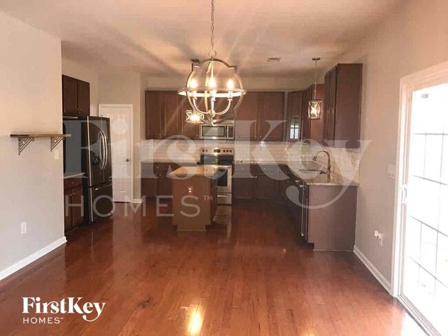 Photo - 12204 Palomar Dr