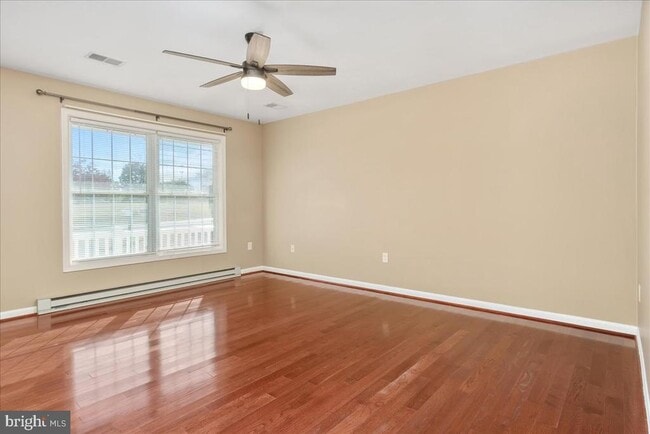 Photo - 37 S Colonial Dr