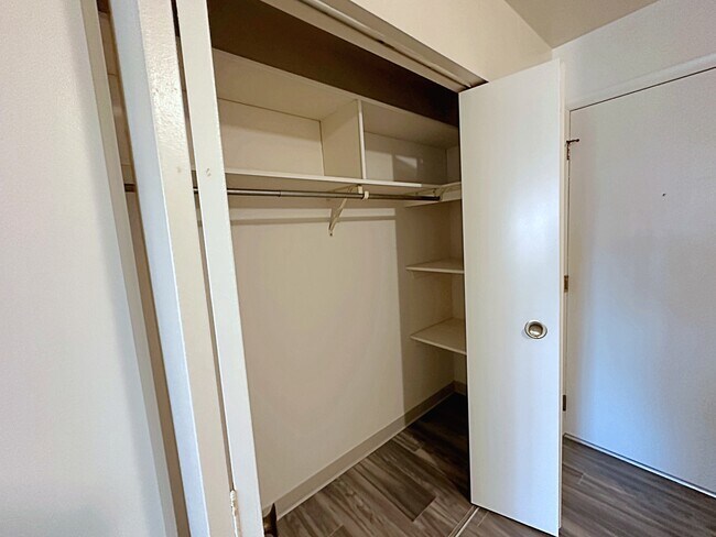 L & O Apartments