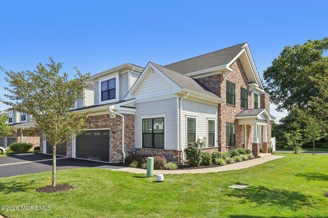 Photo - 2 Dogleg Ln