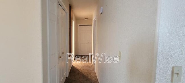 Photo - 1806 Medart Ln