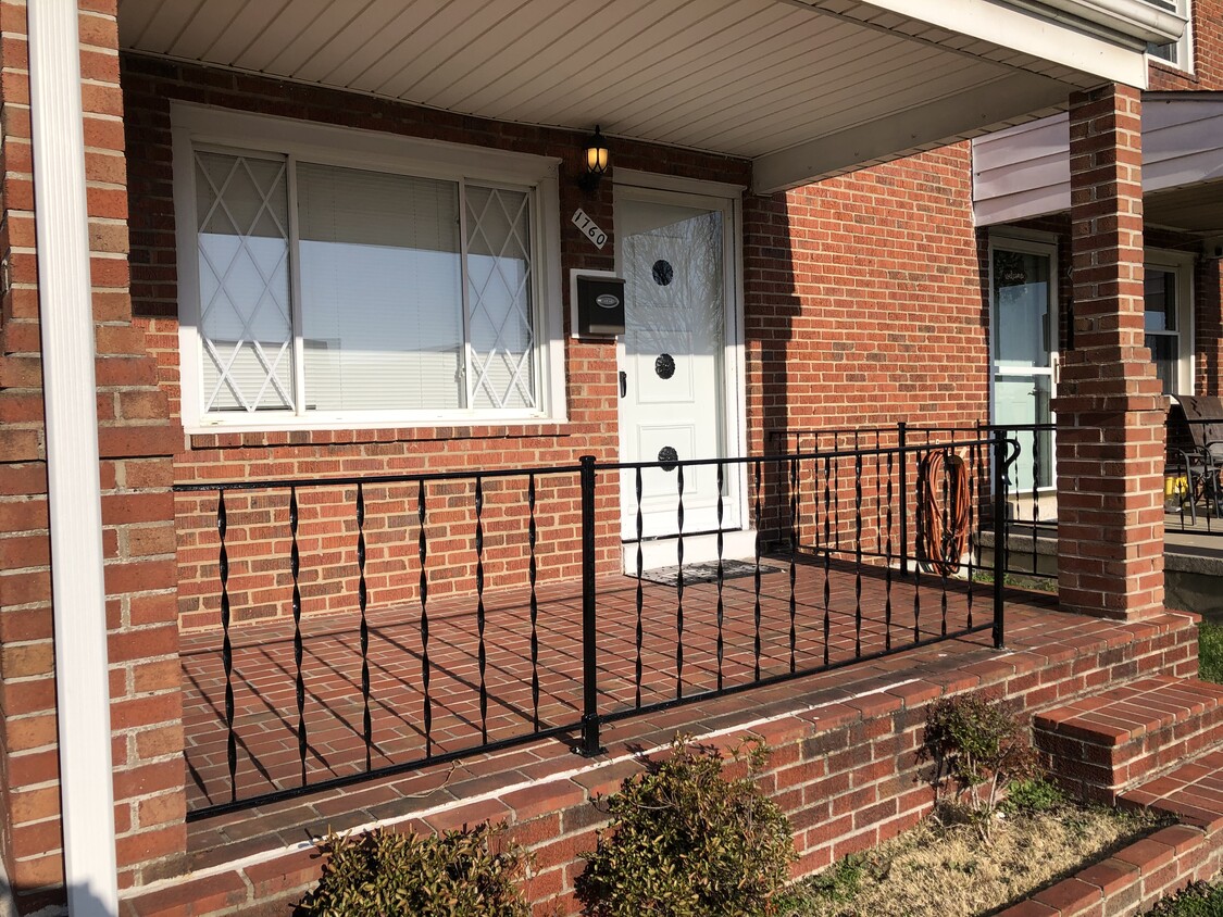 $1,950 / 3br - 1600ft2 - Recently Renovate... - $1,850 / 3br - 1600ft2 - Recently Renovate...