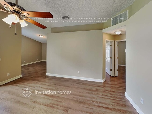 Photo - 100 Prince Pl