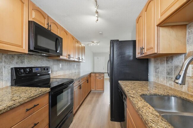 Photo - 6191 SW 37th St Unit 210