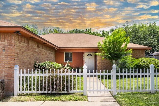 Photo - 7012 N 17th St Casa