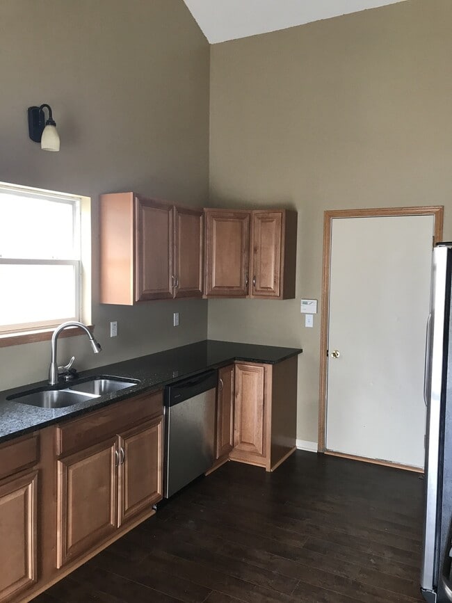 Photo - 3734 Harwood Ln