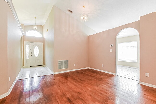 Photo - 10129 Dean Point Pl