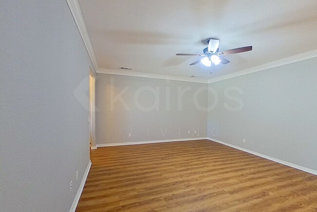 Photo - 7135 Mosley St