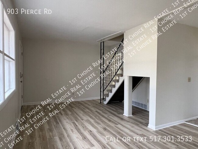 Photo - 903 Pierce Rd