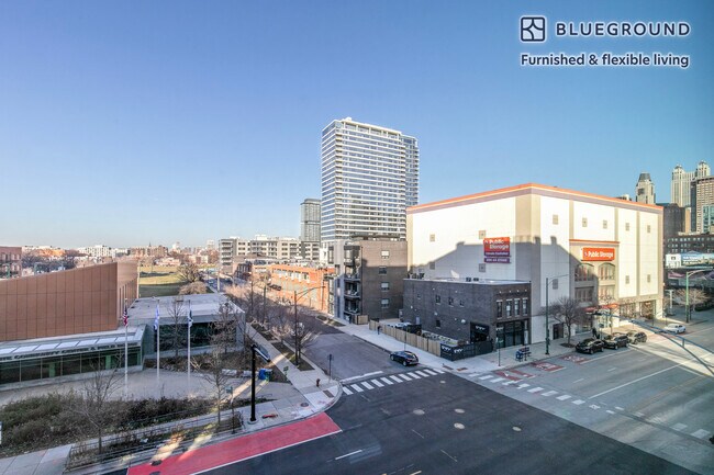 411 W Chicago Ave Unit SI FL4-ID1029