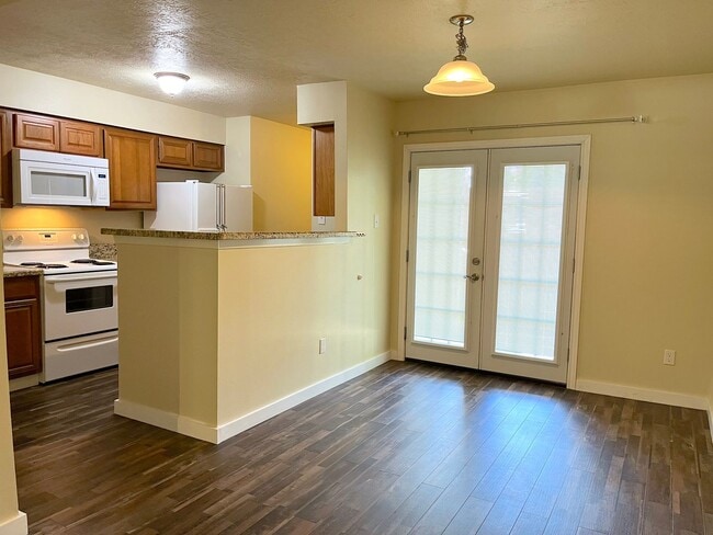 Photo - AUG 2026 PRE-LEASE!  Spacious 2 Bedroom Condo