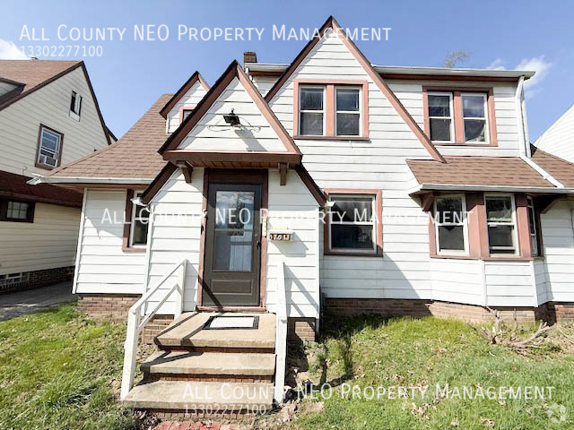 Building Photo - 17011 Maple Heights Blvd Rental