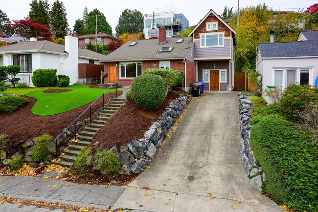 Amazing Home Available in Queen Anne. LEAS... - Amazing Home Available in Queen Anne. LEAS...