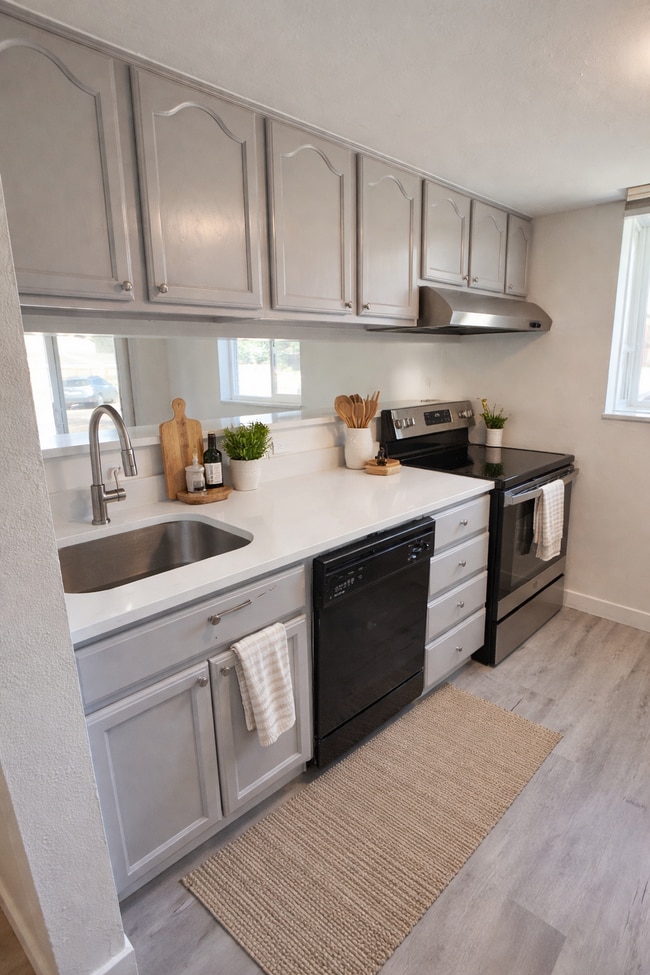 Digitally Staged - 3053 S Ursula Cir Unit 102