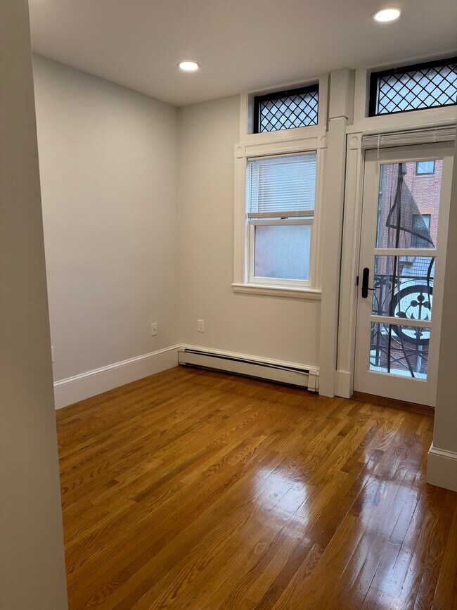 199 Commonwealth Ave Unit 7