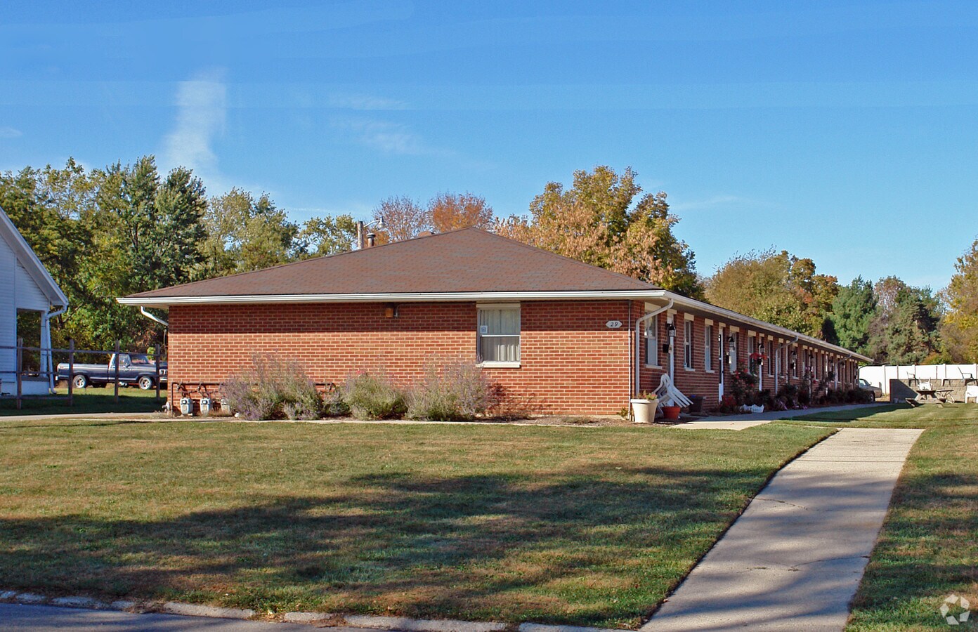 Photo - 27 Quinby Ln