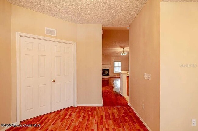 Photo - 778 Hamm St NW