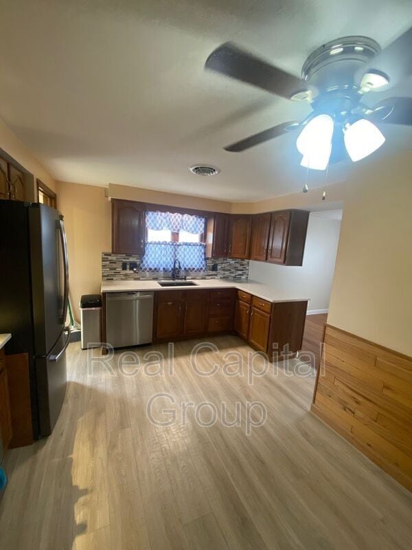 Photo - 61 Dennis Ln