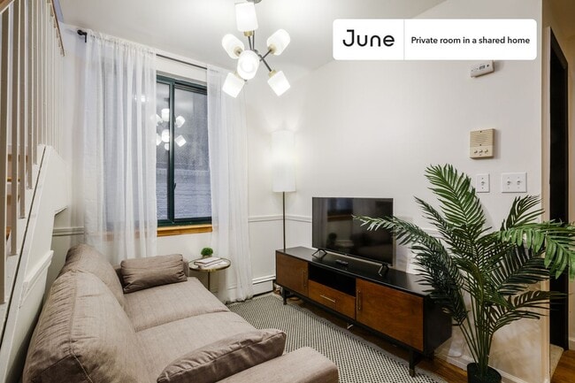 Photo - Room in Shared 5 bed/2 bath home Unidad D