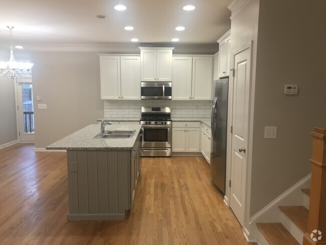 Building Photo - 1660 Habershal Dr Rental