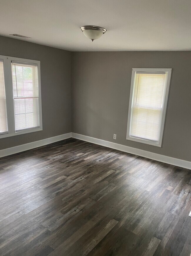 Photo - 2695 S Wiggins St