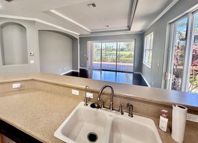 Photo - 238 Mestre Pl