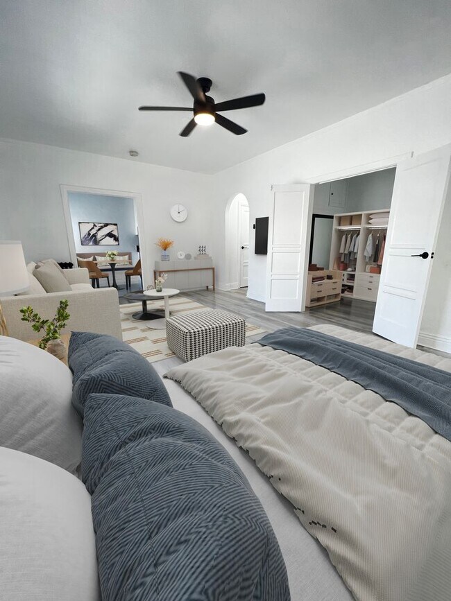 Photo - Serrano Towers