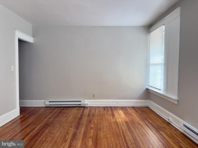 Photo - 2108 Walnut St