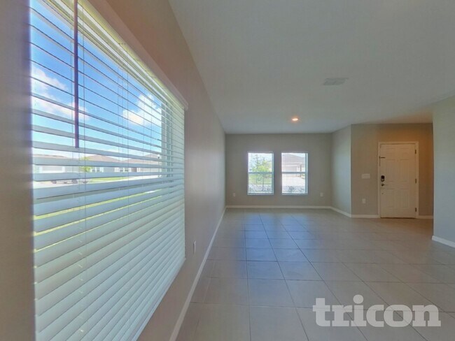 Photo - 226 Amber Way