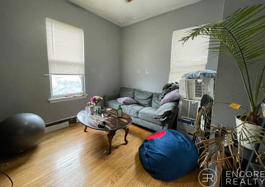 Photo - 8 Eldora St Unit 3