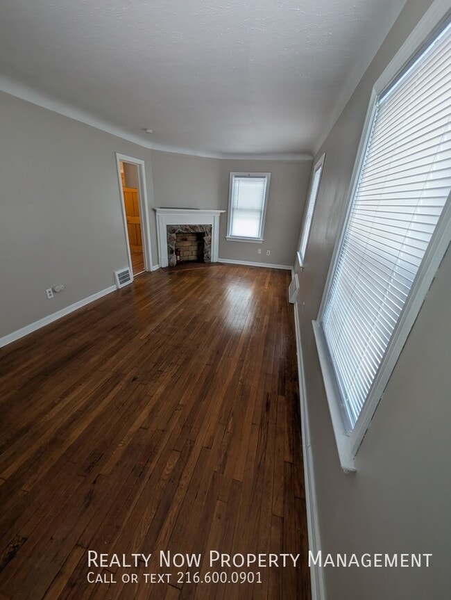 Photo - 21771 Morris Ave