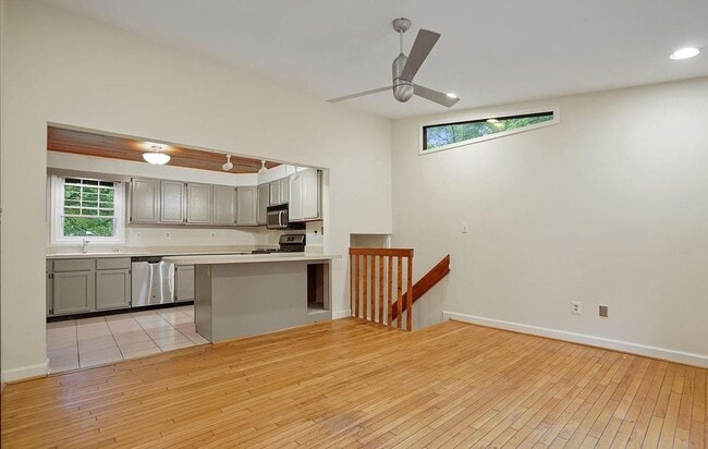 Photo - 7824 Ridgewood Dr