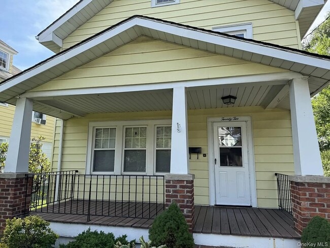 22 Irma Ave