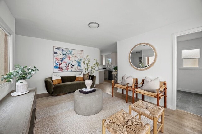 Photo - 1510 W 52nd St Unidad 1510