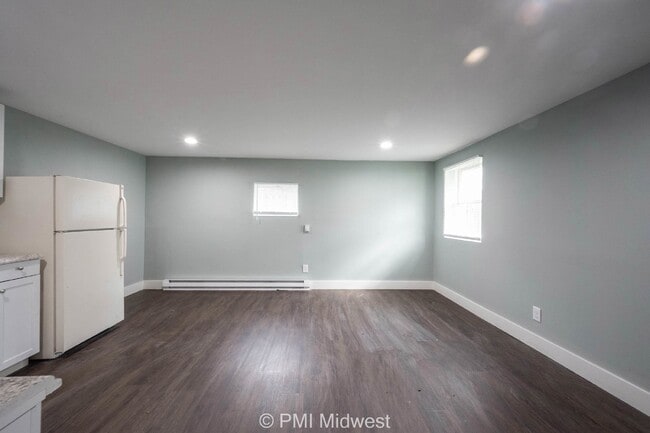 Photo - Charming 1-Bedroom Duplex with Modern Amen...