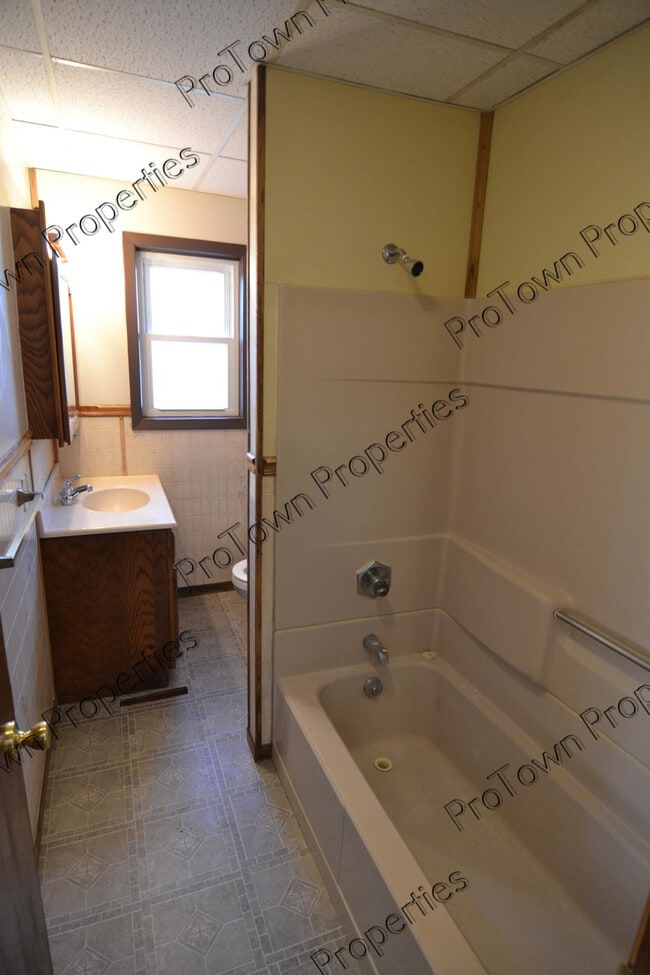 Photo - 609 Ida St