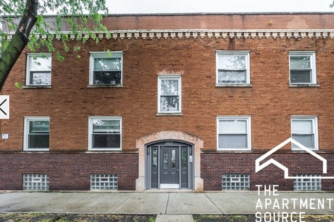 Photo - 3519 W Grace St Unidad 3W